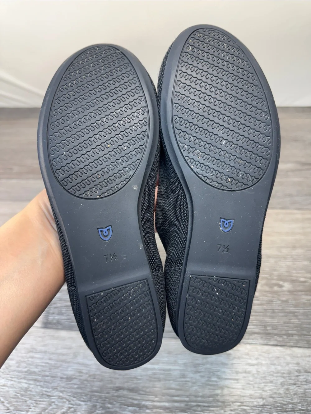 Rothy's Black Flats with Blue Trim SZ 7.5 (h66)